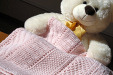 Teddy mit Decke